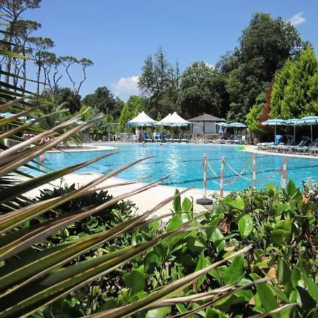 Chalet Toscany - Zona Rossa 6